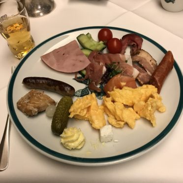 ローテンブルク朝食の写真