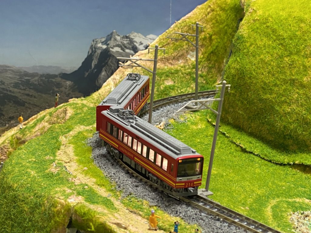 本日終了❗ジオラマ✨丁寧仕上げ✨鉄道模型✨Nゲージ✨ジオラマ✨スイス✨山岳鉄道